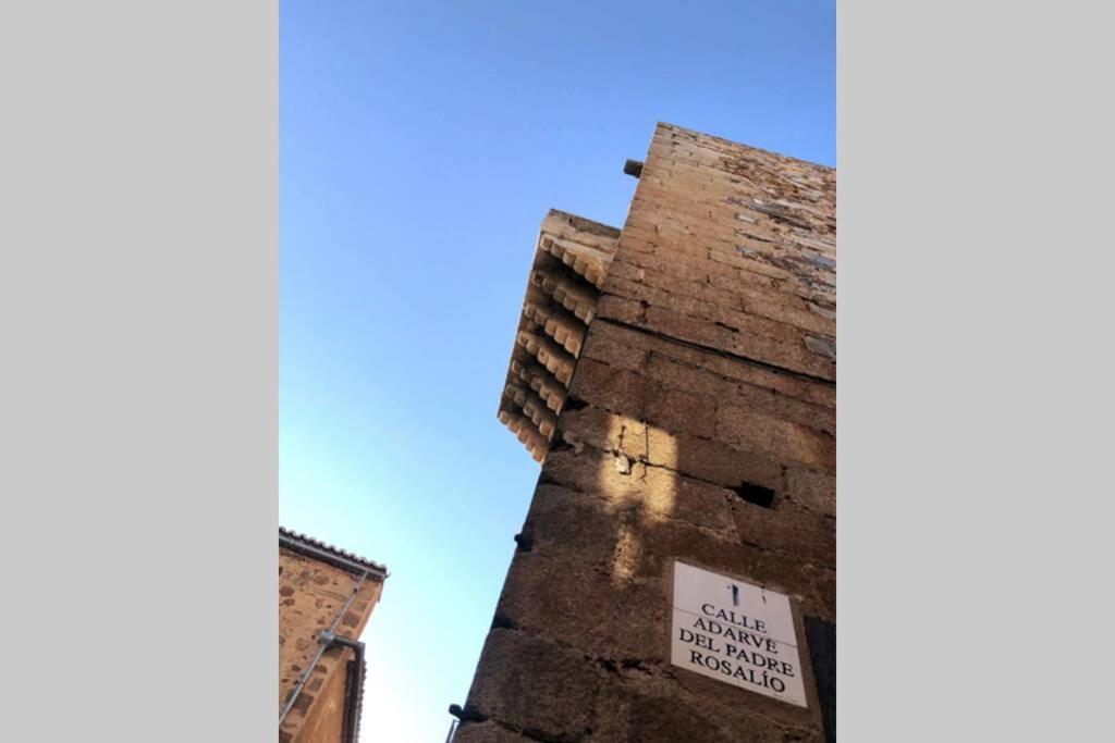 El Escondite De La Muralla Caces Buitenkant foto
