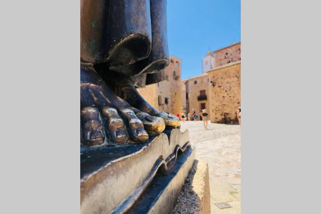 El Escondite De La Muralla Caces Buitenkant foto