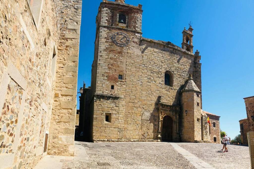 El Escondite De La Muralla Caces Buitenkant foto